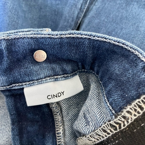 PAIGE Cindy Jeans - Picture 16 of 16